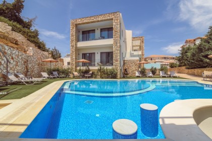Zakynthos villas Lagoon Luxury Suites 