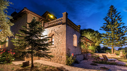 traditional villas